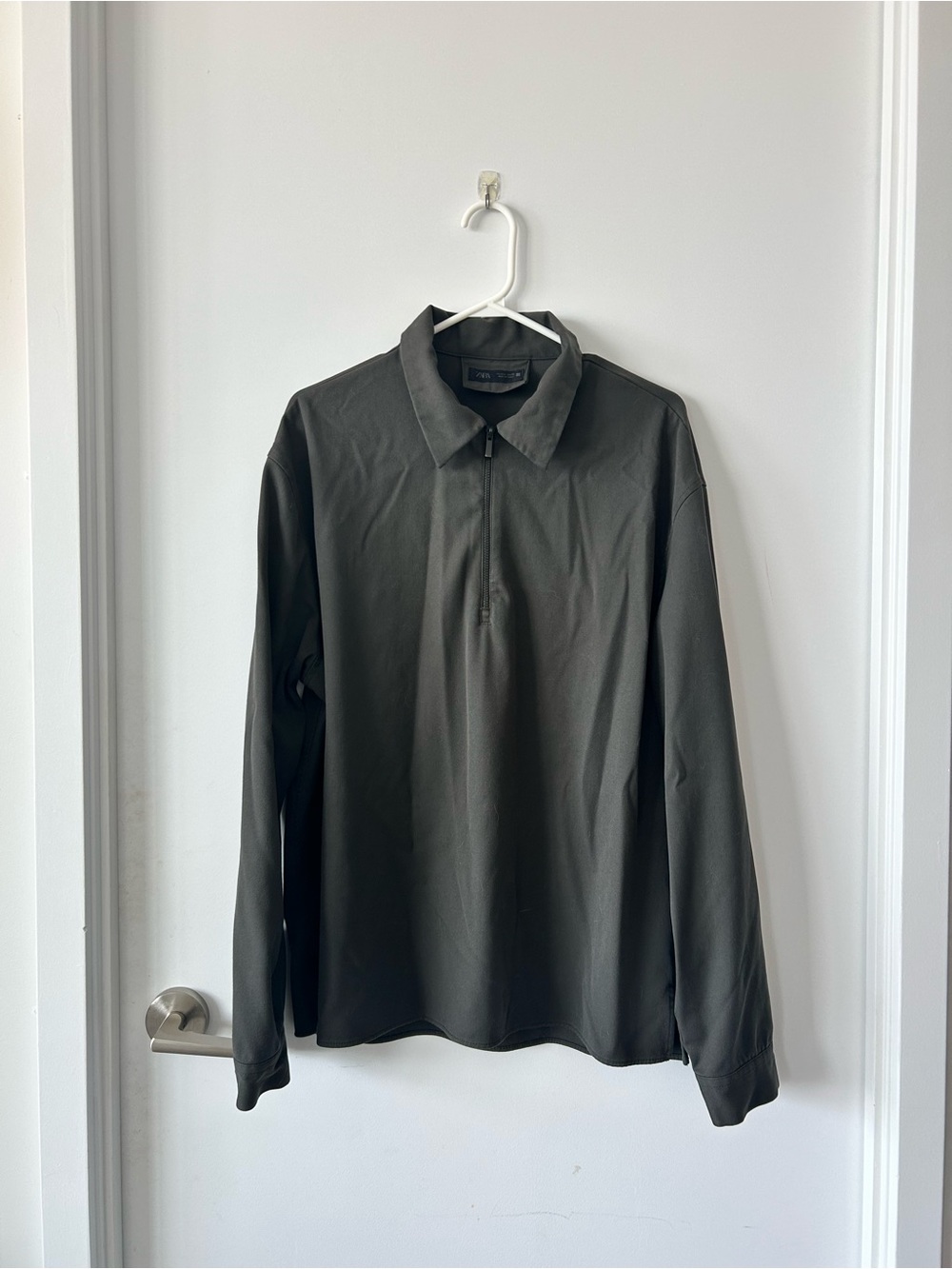 Zara Men's Dark Olive Zip-Front Long-Sleeve Polo